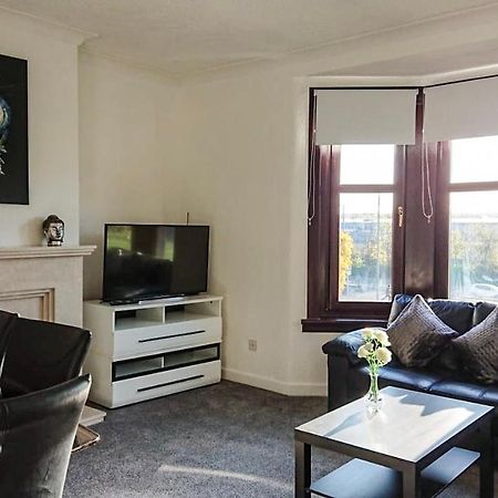 Carnock Road Apartment - Silverburn Shopping Centre กลาสโกว์ ภายนอก รูปภาพ